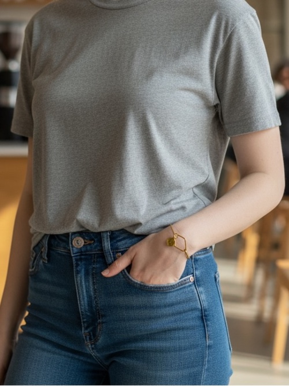 ❤️Sseko Gold Africa Charm Bracelet